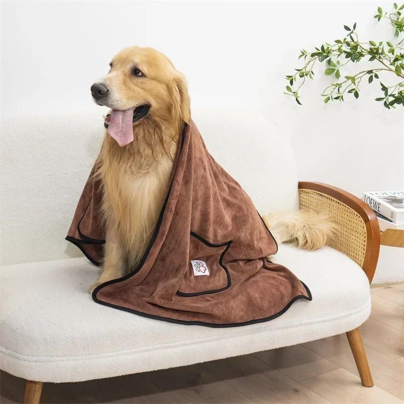 Pet Towel Dog Bathrobe Water Absorbent And Quick Drying Cleaning Beauty Glove Style Pocket Dog Bath Towel Accessori Cani